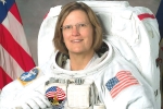 space, astronaut, first american woman who walked in space reached the deepest spot in the ocean, Expeditions