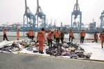 plane, rescue agency, indonesia plane crash search team recovers more remains, Us warship