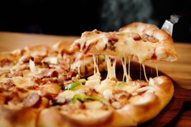Love Pizza? This Simple Math Can Get You More Bite for the Buck