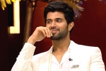 Vijay Deverakonda new updates, Koffee with Karan latest, vijay deverakonda about his personal life on koffee with karan show, Sara ali khan