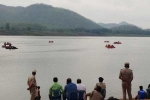 30 missing in Andhra boat tragedy, Boat tragedy in Andhra Pradesh, 30 people feared missing as boat capsizes in godavari river, Boat tragedy