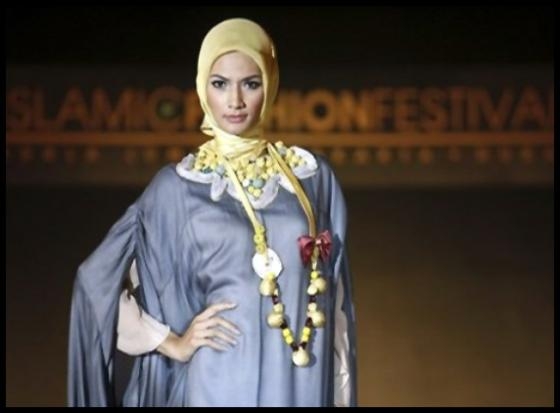 Indonesia Islamic Fashion Fair 2013