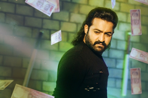 Tarak as Kusa: Extremele Energetic