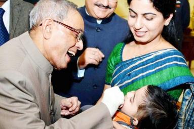 India to move to bivalent oral polio vaccine India to move to bivalent oral polio vaccine},{India to move to bivalent oral polio vaccine