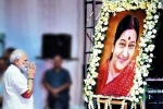 Narendra Modi paying tribute to sushma swaraj, sushma swaraj, sushma swaraj transformed mea narendra modi, Sushma swaraj